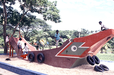 Mid-80s: Themed Playgrounds