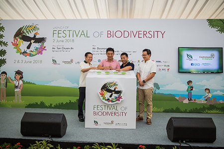 Garden City Fund Chairman Professor Leo Tan, Mr Tan Chuan-Jin, and Minister Desmond Lee launch the Festival of Biodiversity 2018.